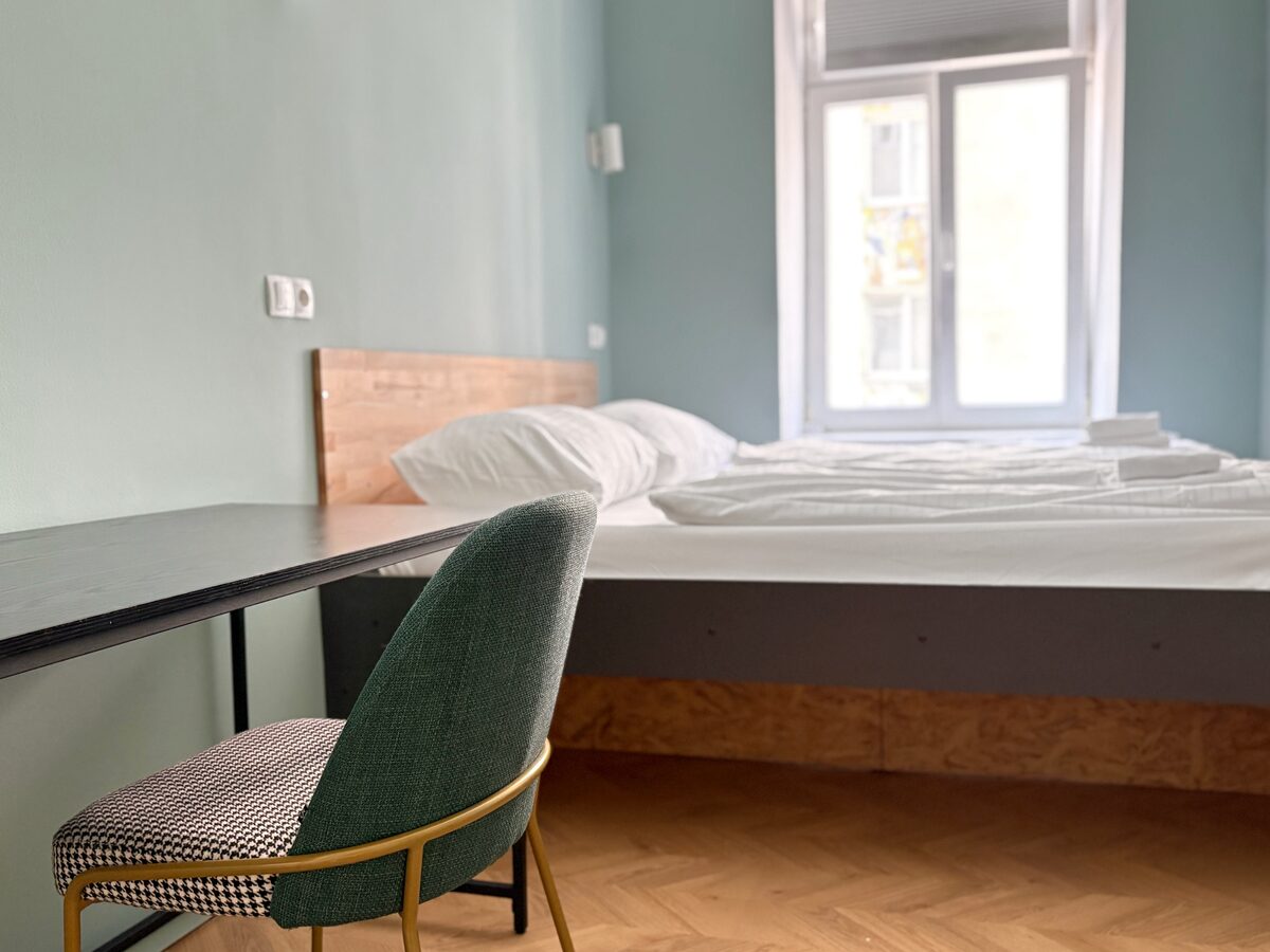 Smart Room desk area