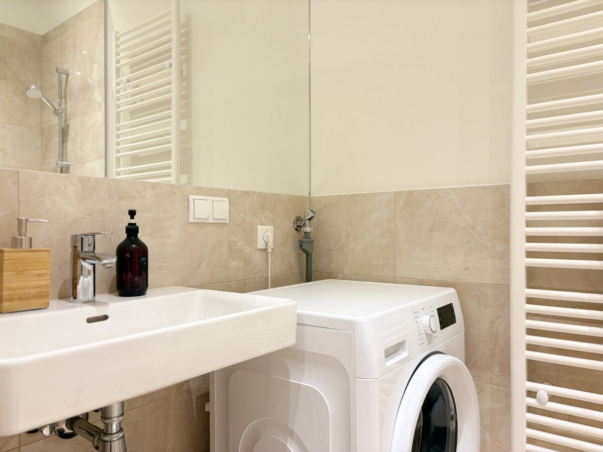 Bathroom with washing machine